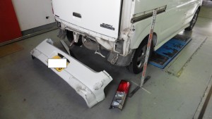 エヴリィワゴン 追突事故修理