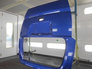 ホンダN-BOX リヤゲート交換塗装